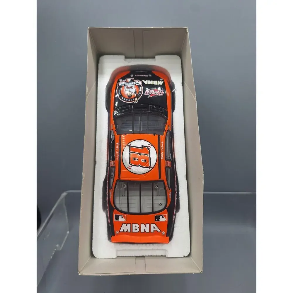 Bobby Labonte #18, 2001 Grand Prix. Interstate Batteries/Cal Ripkin Farewell.